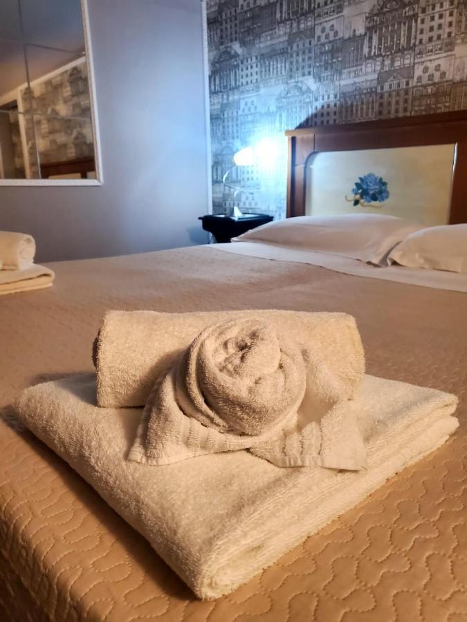 Hotel Fedora Florens Exteriör bild